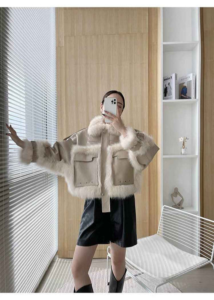 Abrigo de cuero zorro: estilo y elegancia garantizados