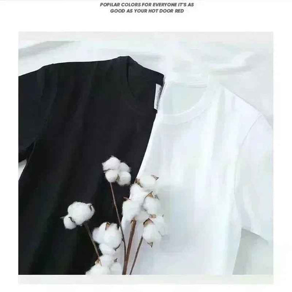 Camiseta oversized Ndy gótica para hombres con patrón de letras