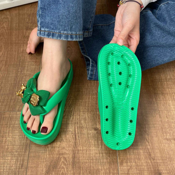 Zapatillas de Eva con mariposa y oso de suela gruesa desodorante para comodidad y estilo