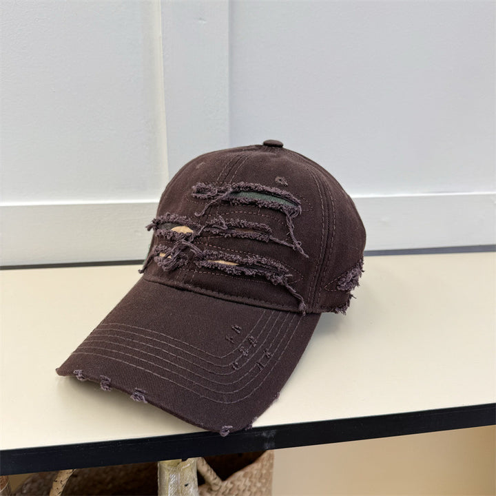 Gorra de béisbol vieja desgastada con diseño suave y roto - The Noble Style