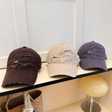 Gorra de béisbol vieja desgastada con diseño suave y roto - The Noble Style