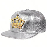 Gorro hip hop de cuero PU con etiqueta metálica Crown, sombrero plano estilo europeo y americano - The Noble Style