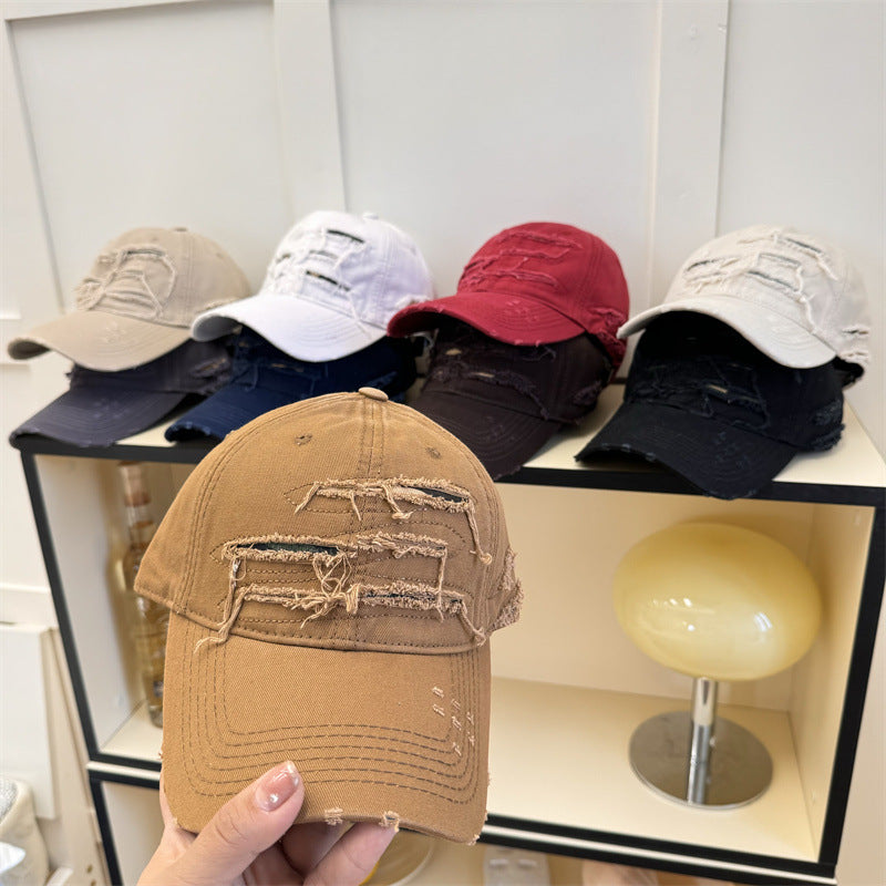 Gorra de béisbol vieja desgastada con diseño suave y roto - The Noble Style