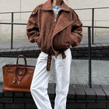 Abrigo corto suelto mujer para un estilo moderno y cómodo