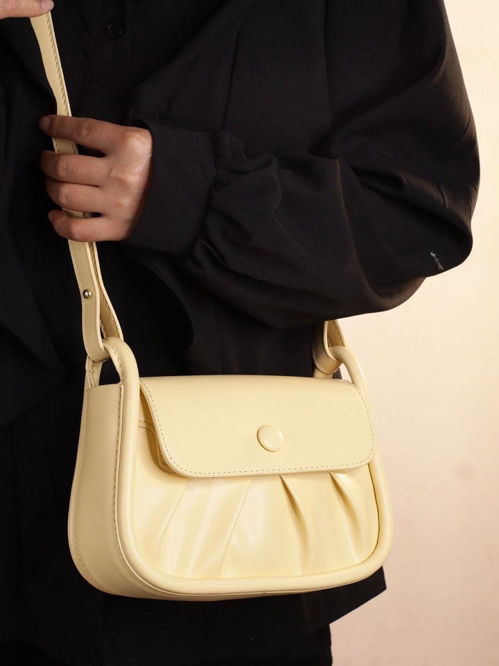 Bolso de mensajero de mujer pequeño con pliegues cuadrados para todos los estilos - The Noble Style