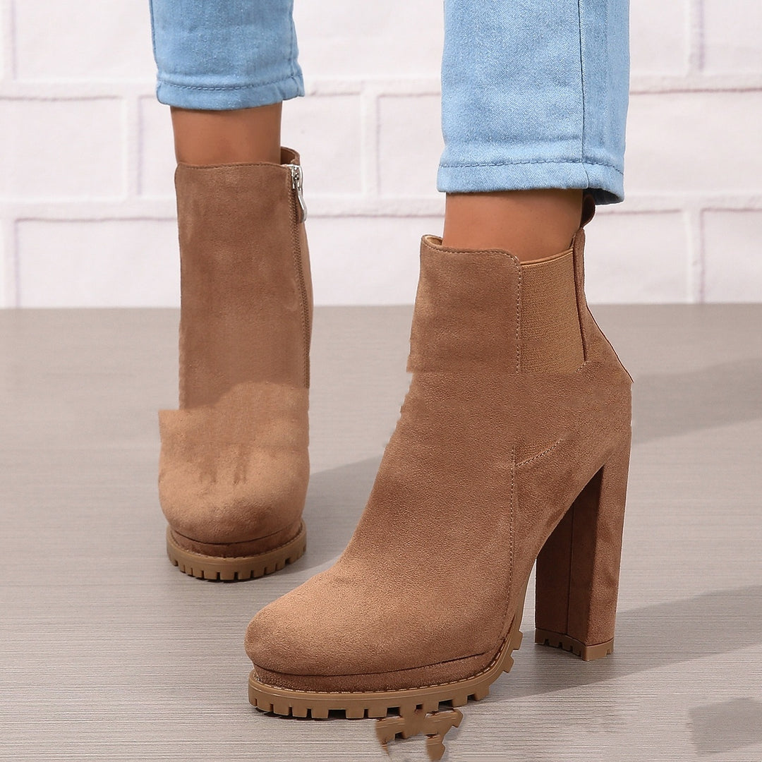 Botas de tacón alto grande mujer de cuero en comercio exterior europeo y americano - The Noble Style