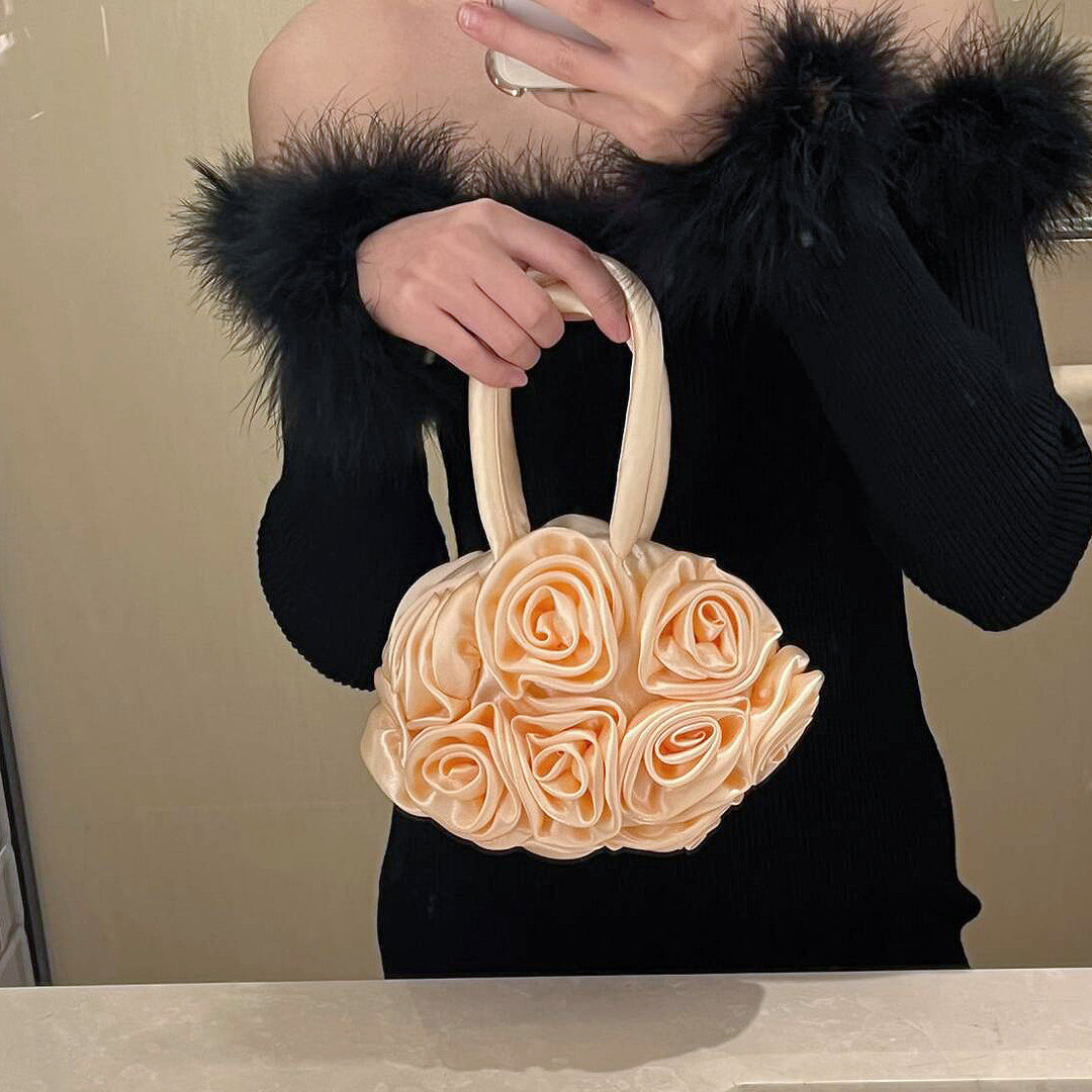 Bolso de mano retro floral con diseño oblicuo y hecho a mano en forma redonda - The Noble Style