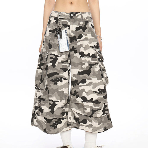 Pantalones cargo de camuflaje mujer con múltiples bolsillos y estampado de lunares - The Noble Style